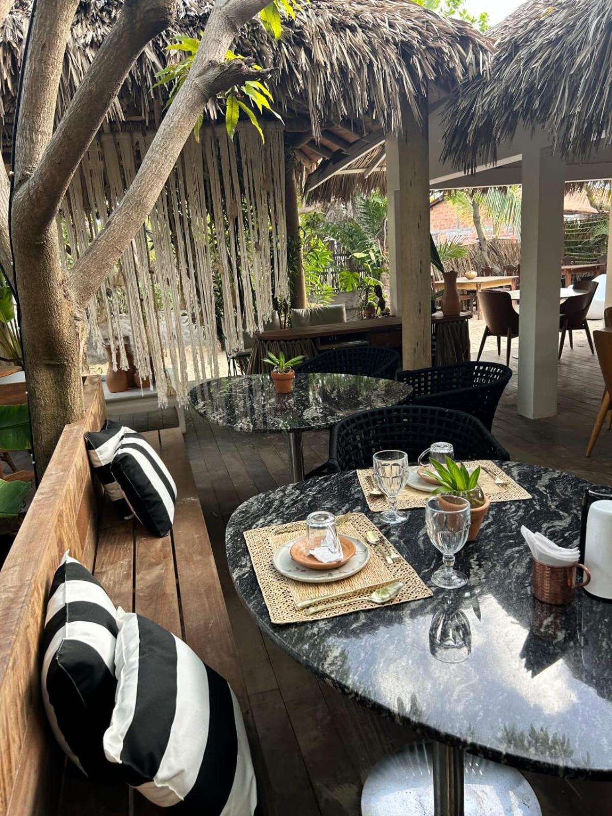 Villa Pantai Boutique Hotel Atins Buitenkant foto