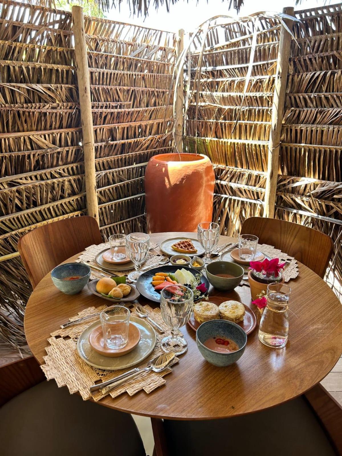 Villa Pantai Boutique Hotel Atins Buitenkant foto