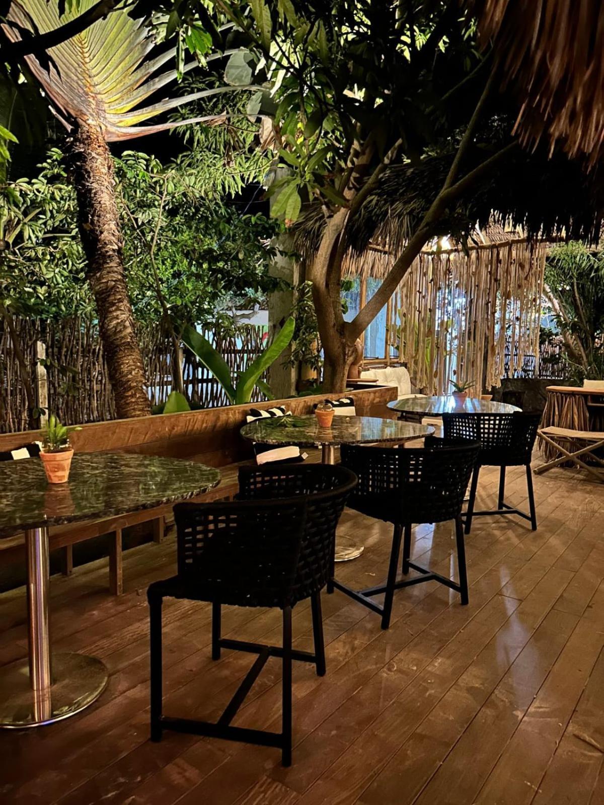 Villa Pantai Boutique Hotel Atins Buitenkant foto
